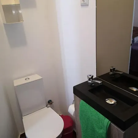 Vintage Downtown With Patio Apartment *