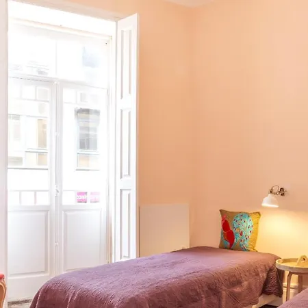 Vintage Downtown With Patio Apartment Porto