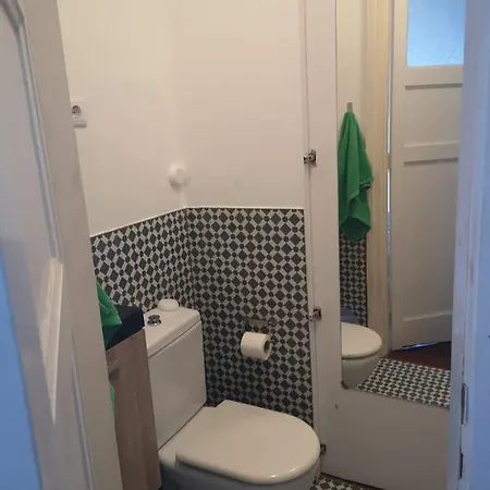 Apartment Vintage Downtown With Patio Porto